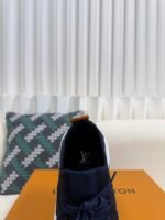 LOUIS VUITTON RUNNER TATIC SNEAKERS - Image 10