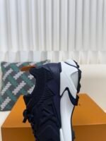 LOUIS VUITTON RUNNER TATIC SNEAKERS - Image 8