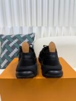 LOUIS VUITTON RUNNER TATIC SNEAKERS - Image 4