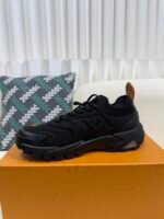 LOUIS VUITTON RUNNER TATIC SNEAKERS - Image 12