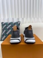 LOUIS VUITTON RUNNER TATIC SNEAKERS - Image 13