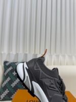 LOUIS VUITTON RUNNER TATIC SNEAKERS - Image 12