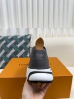 LOUIS VUITTON RUNNER TATIC SNEAKERS - Image 6