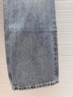 LOUIS VUITTON Adhesive Letter Jeans - Image 4