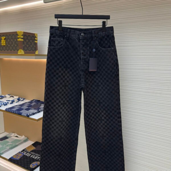 LOUIS VUITTON SS25 plaid gradient plush jeans