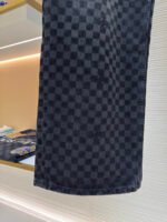 LOUIS VUITTON SS25 plaid gradient plush jeans - Image 6
