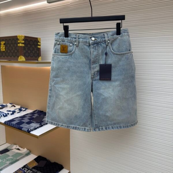 LOUIS VUITTON logo denim shorts