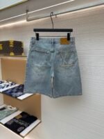 LOUIS VUITTON logo denim shorts - Image 2