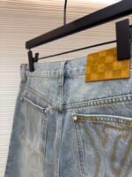 LOUIS VUITTON logo denim shorts - Image 3
