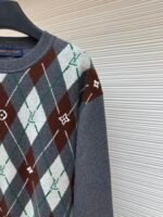 LOUIS VUITTON Diamond Grid Round Neck Sweater - Image 6