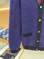 LOUIS VUITTON Jacquard Knitted Coat with Grating Effect - Image 5