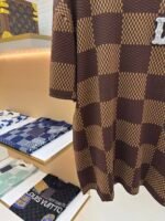 LOUIS VUITTON Brown Grid Nail Bead Woolen Short Sleeve - Image 6