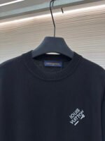 LOUIS VUITTON Embroidered Letter Pin Short Sleeve - Image 8