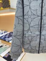 LOUIS VUITTON Circle Flower Double sided Woolen Coat - Image 6