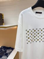 LOUIS VUITTON smiley face short sleeved T-shirt - Image 4