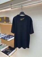 LOUIS VUITTON Gold Thread Dog Badge T-shirt - Image 2