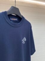 LOUIS VUITTON Embroidered Letter Pin Short Sleeve - Image 4