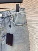 LOUIS VUITTON logo denim shorts - Image 7