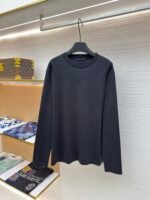 LOUIS VUITTON Dark embossed long sleeved shirt