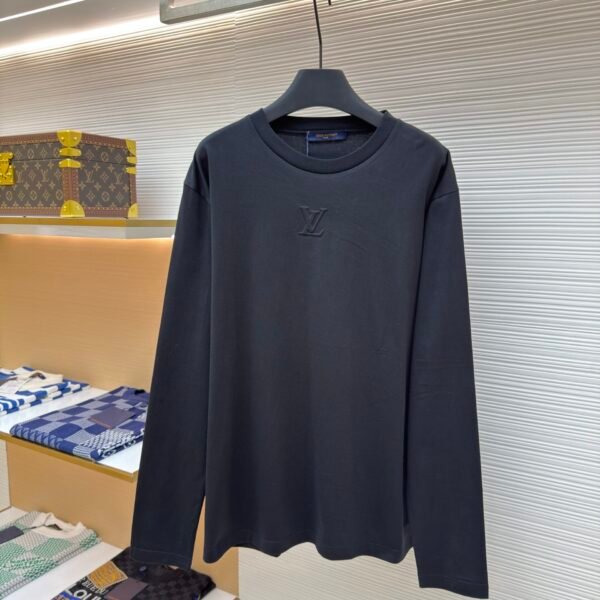 LOUIS VUITTON Dark embossed long sleeved shirt