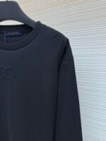 LOUIS VUITTON Dark embossed long sleeved shirt - Image 7