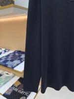 LOUIS VUITTON Dark embossed long sleeved shirt - Image 6