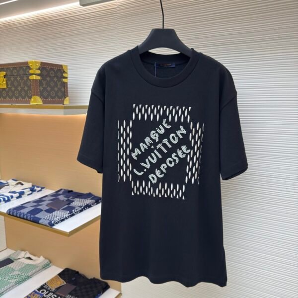 LOUIS VUITTON Embroidered Bead Letter T-shirt