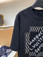 LOUIS VUITTON Embroidered Bead Letter T-shirt - Image 5