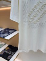 LOUIS VUITTON Embroidered Bead Letter T-shirt - Image 6