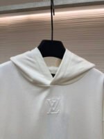 LOUIS VUITTON logo embossed hoodie - Image 9