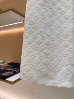 LOUIS VUITTON 3D embossed jacquard denim jeans - Image 6