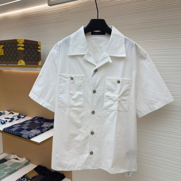 LOUISHUITTON single breasted embossed short sleeved shirt