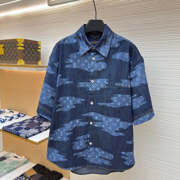 LOUIS VUITTON Youth Cloth Short Sleeve Shirt