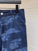 LOUIS VUITTON Youth Cloth Shorts - Image 5