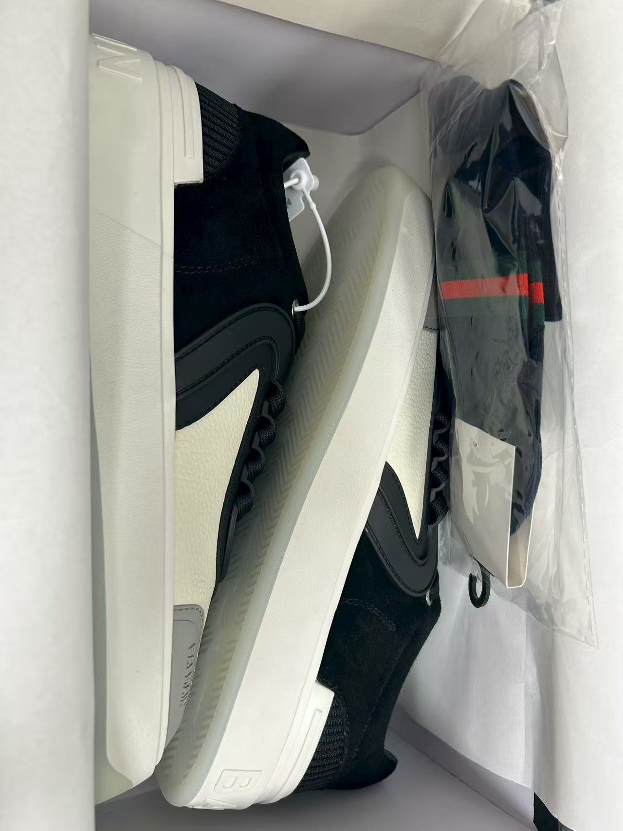 Balmain casual Sneakers photo review