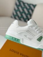 LOUIS VUITTON TRAINER SNEAKERS - Image 11