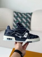 LOUIS VUITTON TRAINER SNEAKERS - Image 10