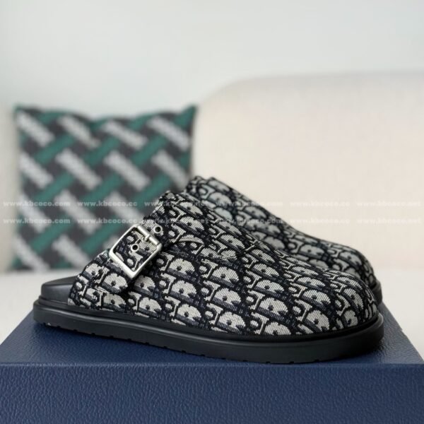 Dior Aqua slipper With A Strap