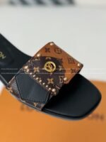 Louis Vuitton Frame Patent Canvas PrintedFlip Flops - Image 8