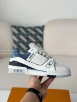 LOUIS VUITTON TRAINER SNEAKERS - Image 6