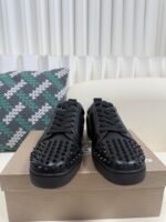 Christian Louboutin low-top sneakers with rivets - Image 2