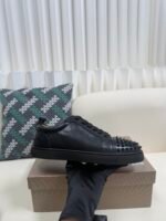 Christian Louboutin low-top sneakers with rivets - Image 9