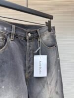 Acne Studios ink splattered denim cropped pants - Image 4