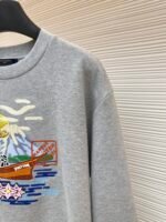 LOUIS VUITTON Fishing Embroidered Round Neck Hoodie - Image 7