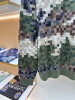 LOUIS VUITTON solid color oversized shirt - Image 6