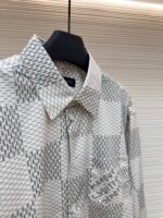 LOUIS VUITTON solid color oversized shirt - Image 4