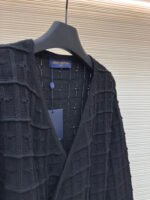 LOUIS VUITTON Twisted Flower Double breasted Knitted Cardigan - Image 4