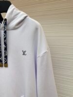 LOUIS VUITTON logo hooded sweatshirt - Image 3