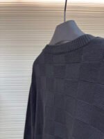 LOUIS VUITTON wool needle bead pullover sweater - Image 8