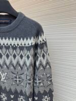 LOUIS VUITTON Full Diamond Snowflake Sweater - Image 5